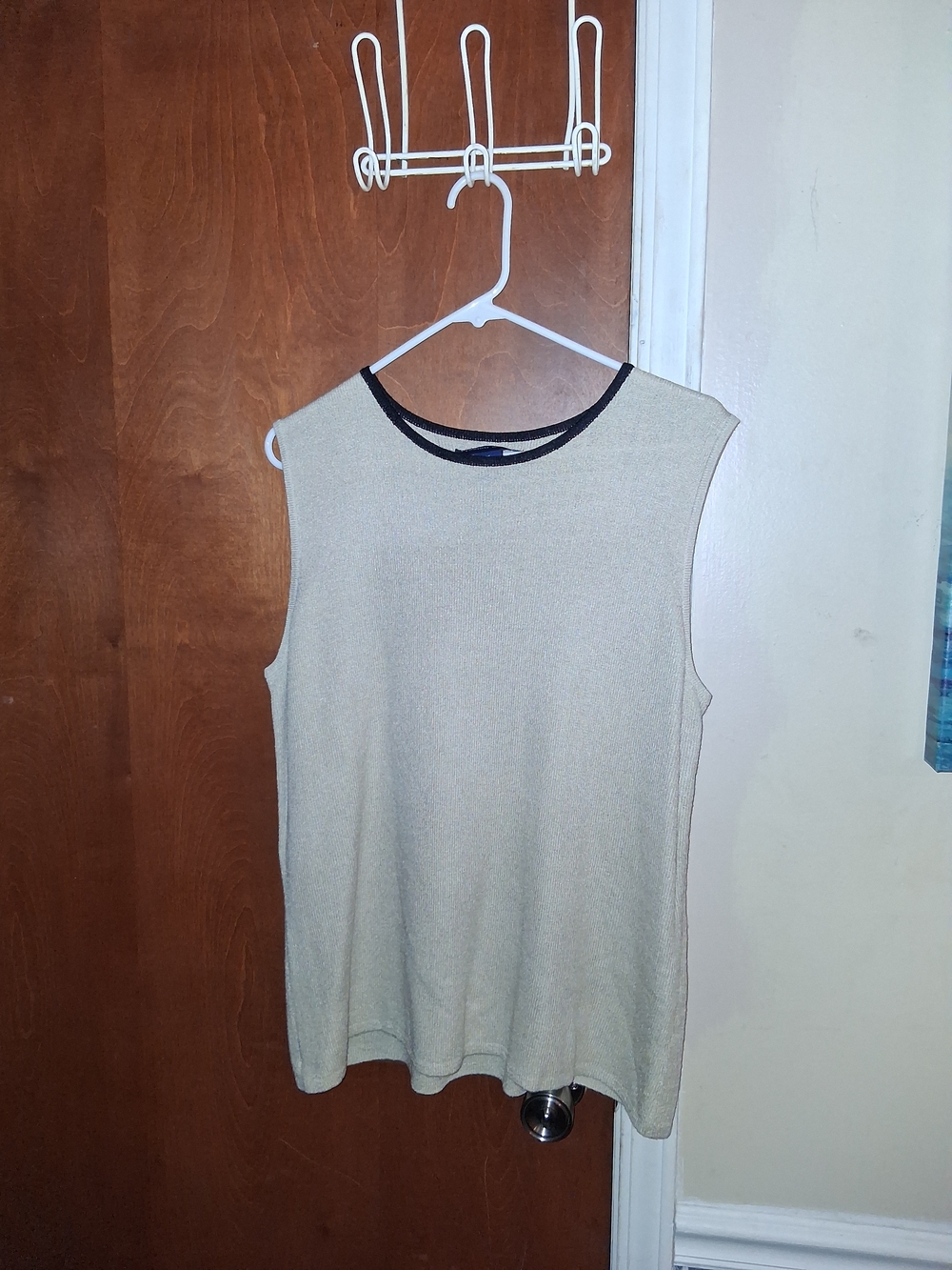 Preston & York Cream Sleeveless Tank with Black Neck Trim